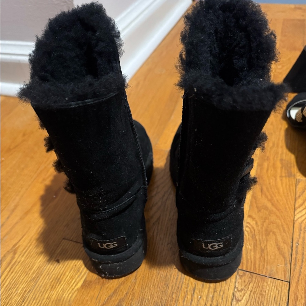 Women’s/teen Ugg boots